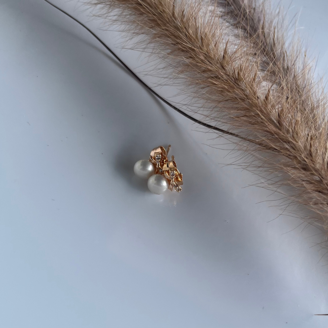 Lady Pearl Earrings